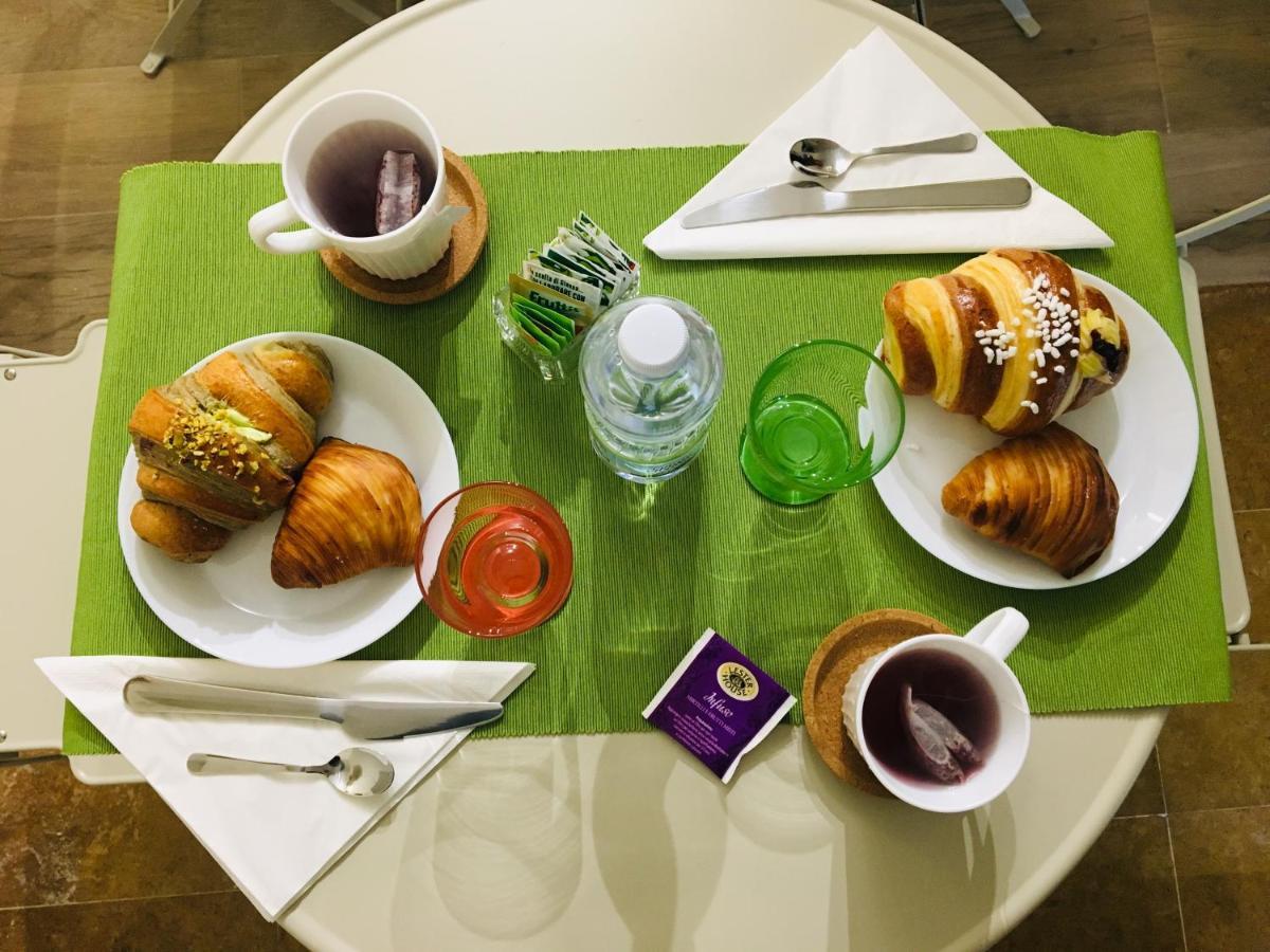 Bed and Breakfast Napoli Storia E Mare Экстерьер фото